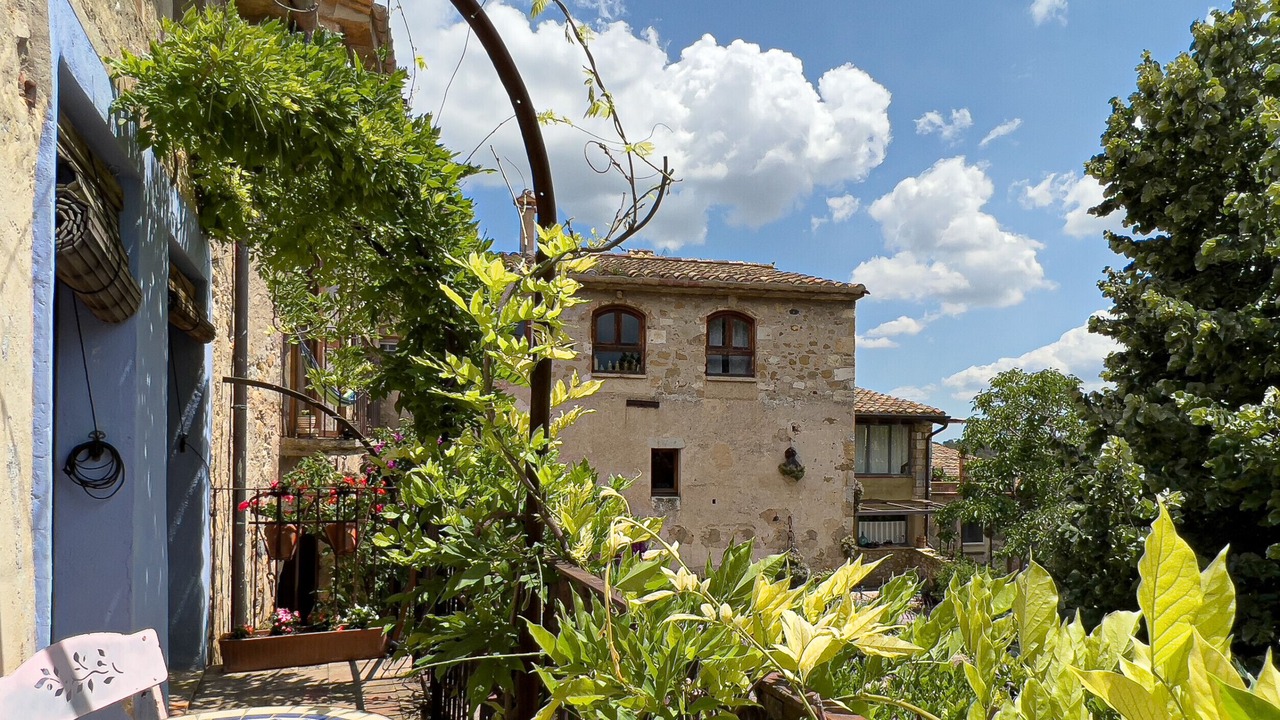 Photo of Outdoor in Centenys