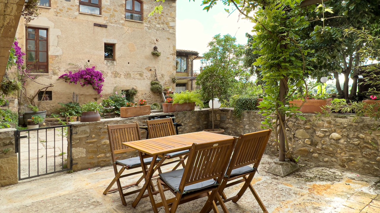 Photo of Outdoor in Centenys