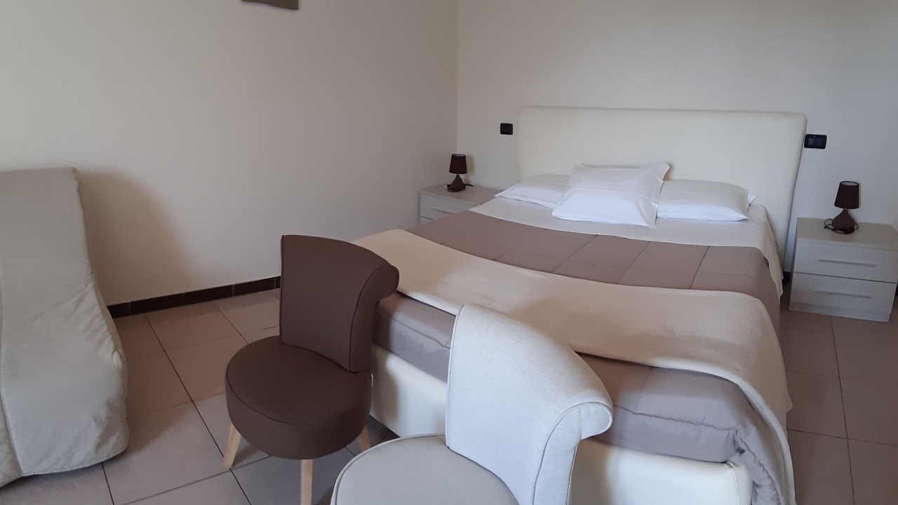 Photo of Bedroom in Sale Marasino