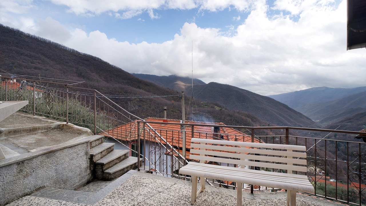 Photo of Outdoor in Armo
