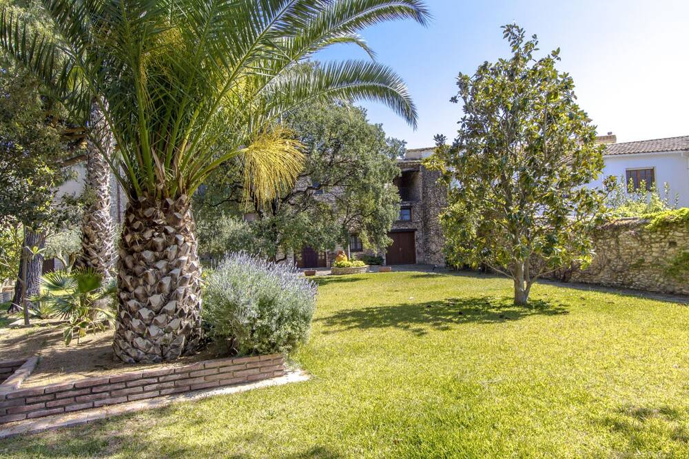 Photo of Outdoor in Santa Oliva