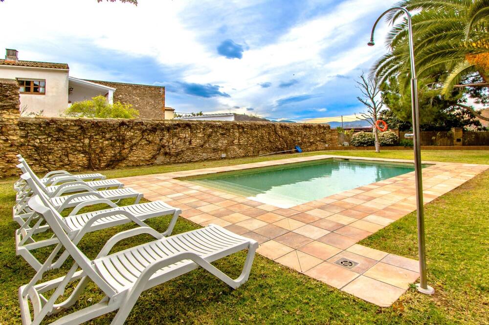 Photo of Outdoor in Santa Oliva