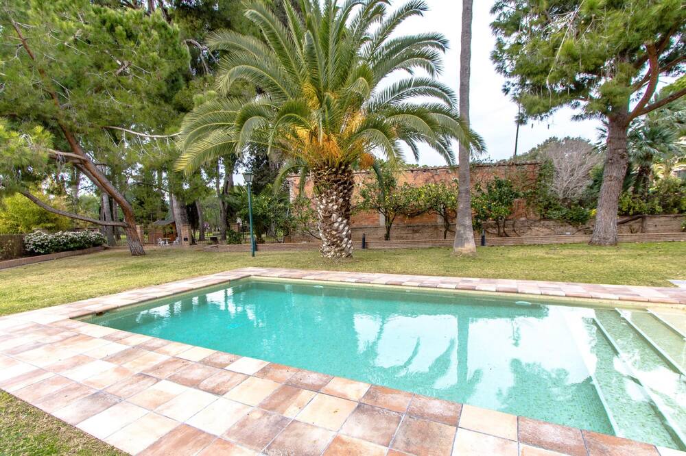 Photo of Outdoor in Santa Oliva