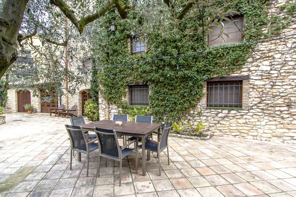 Photo of Outdoor in Santa Oliva