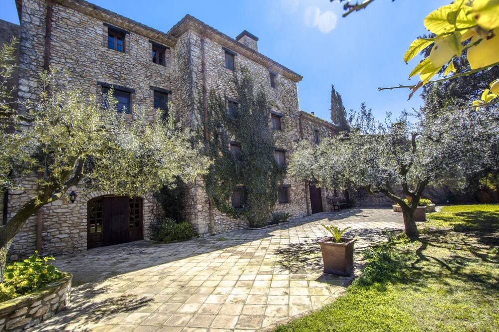 Photo of Outdoor in Santa Oliva