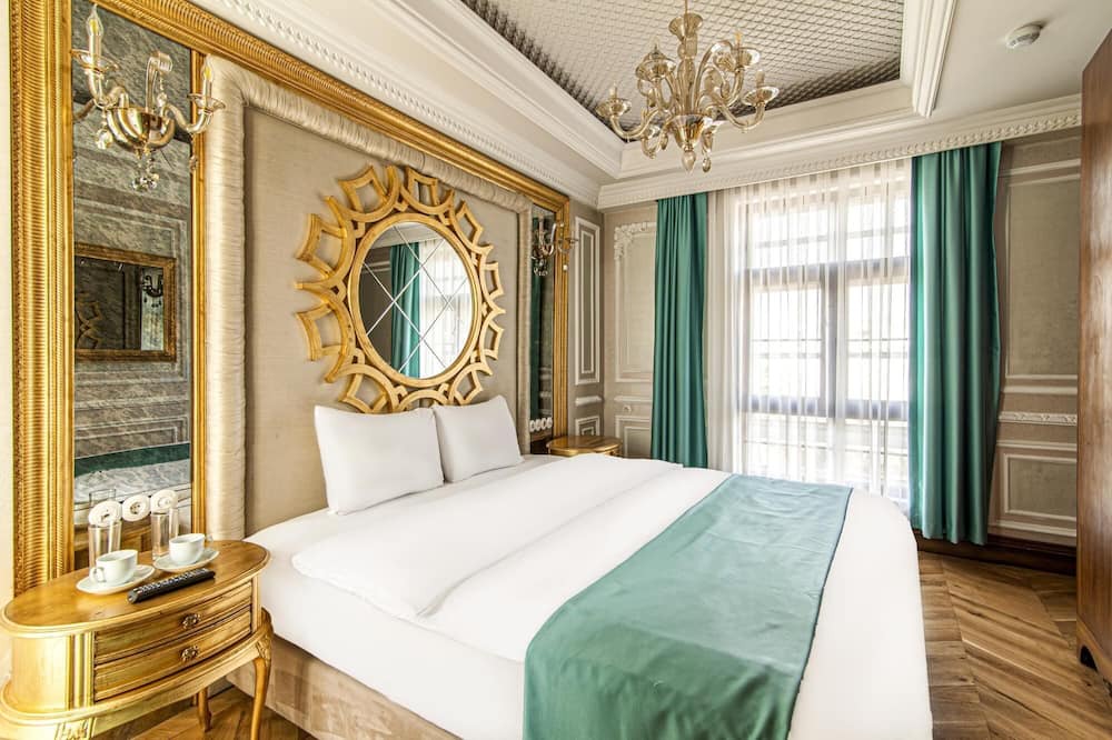 Photo of Bedroom in Beylerbeyi