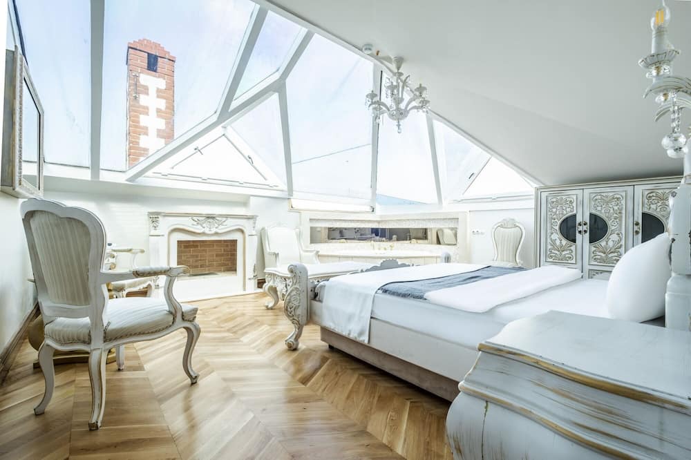 Photo of Bedroom in Beylerbeyi