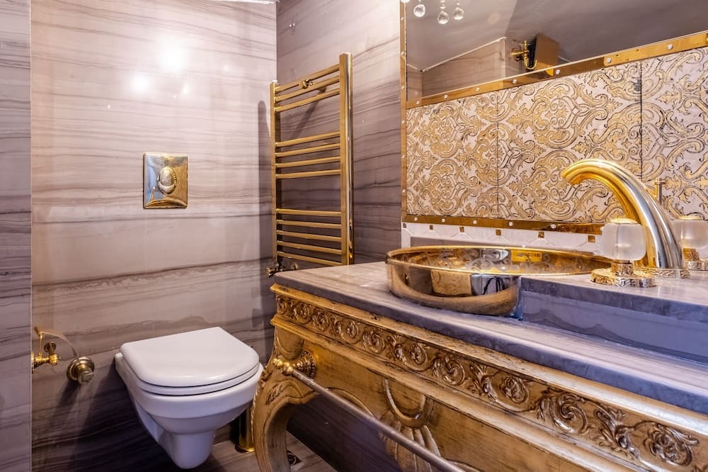 Photo of Bathroom in Beylerbeyi