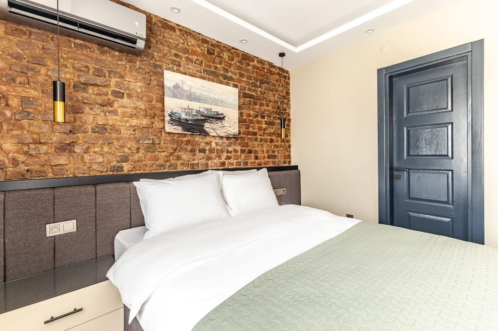 Photo of Bedroom in Beylerbeyi
