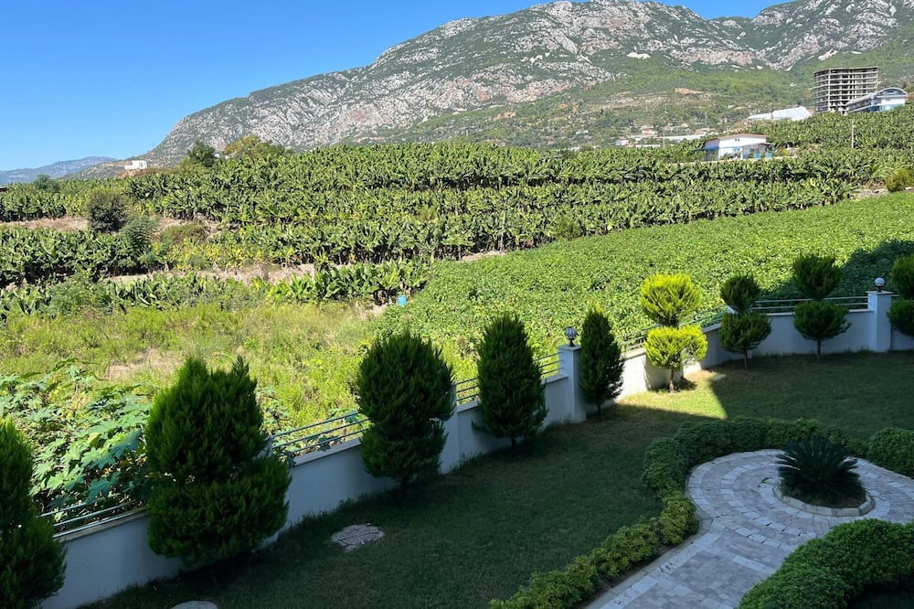 Photo of Outdoor in Seki