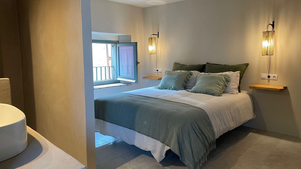 Photo of Bedroom in La Pera