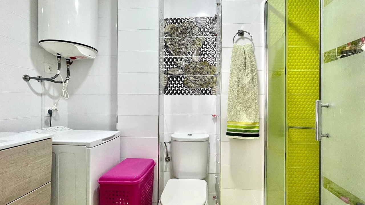 Photo of Bathroom in Adra