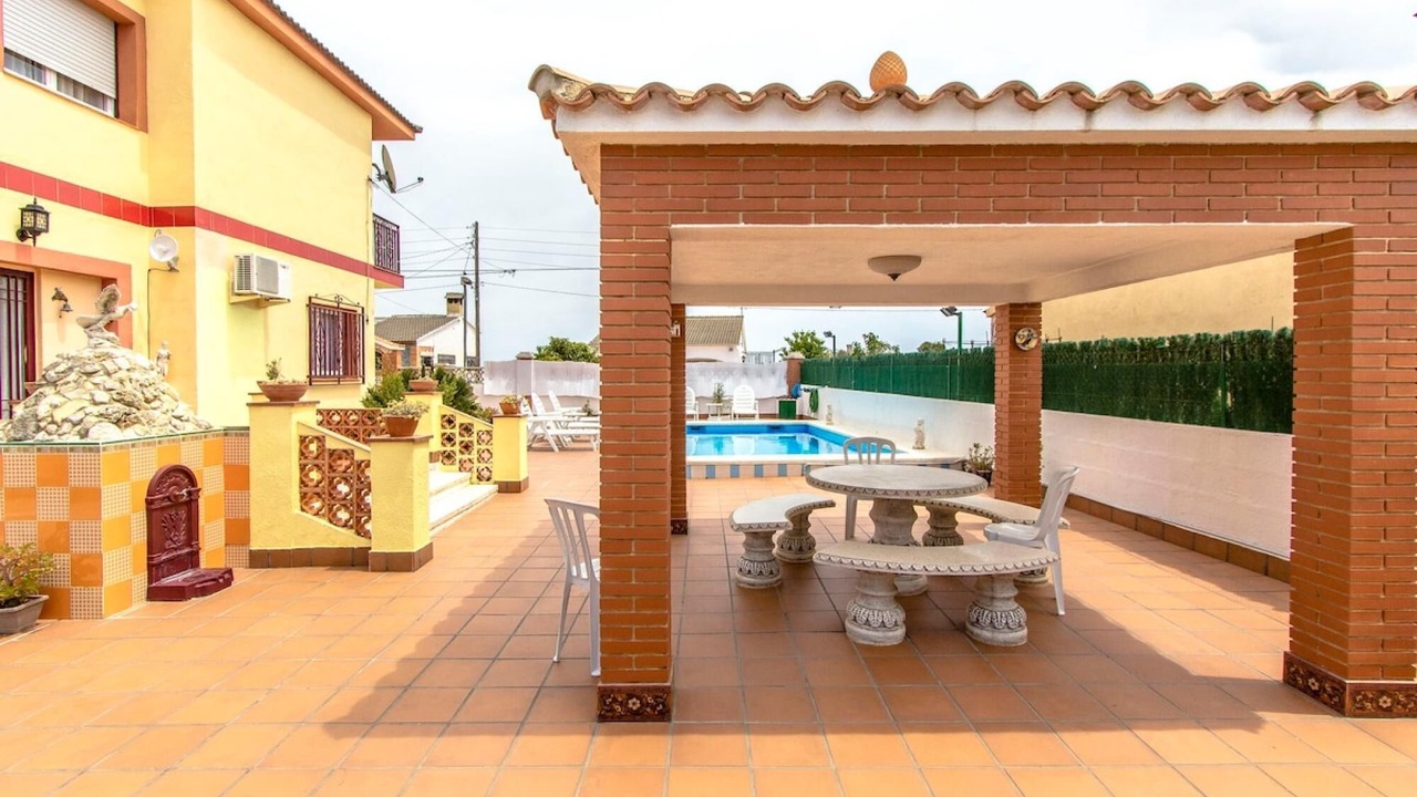 Photo of Patio Balcony in La Bisbal del Penedes