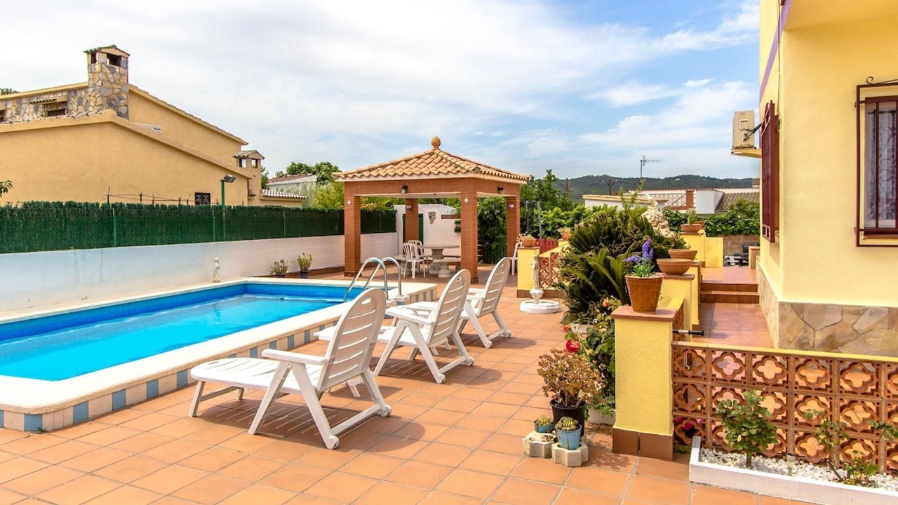Photo of Outdoor in La Bisbal del Penedes
