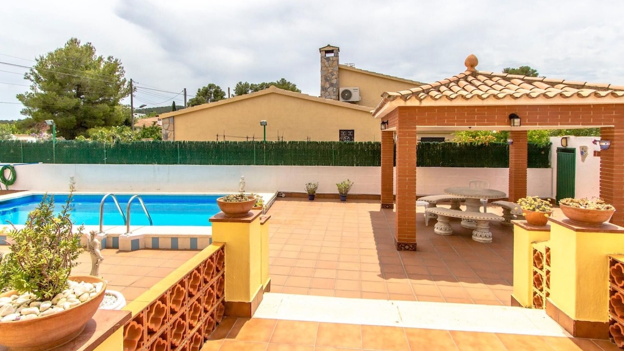Photo of Outdoor in La Bisbal del Penedes