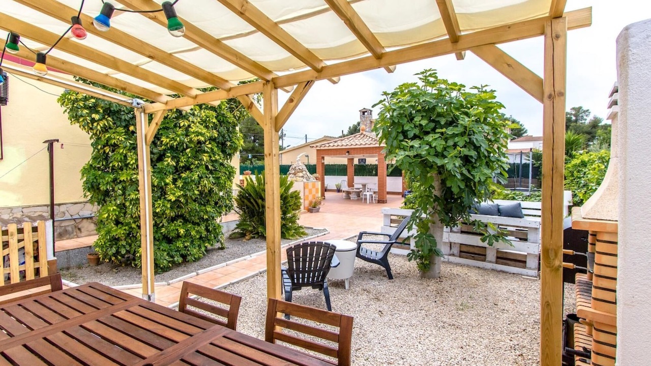 Photo of Patio Balcony in La Bisbal del Penedes