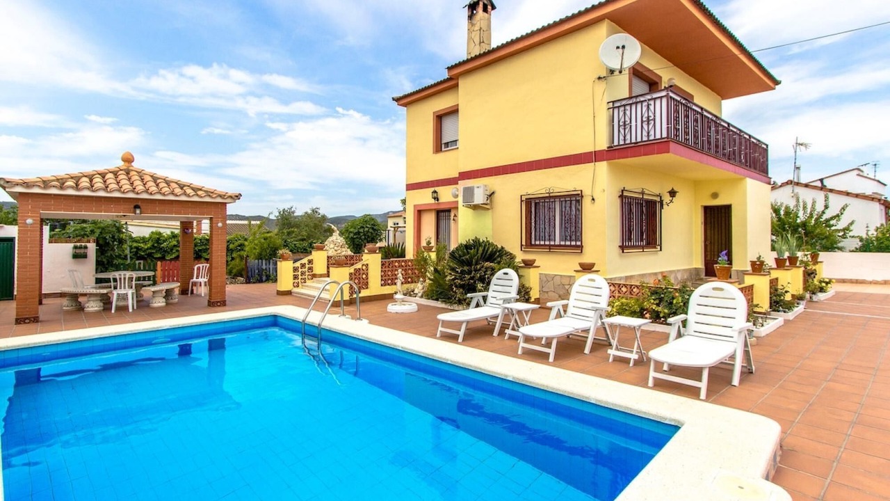 Photo of Outdoor in La Bisbal del Penedes