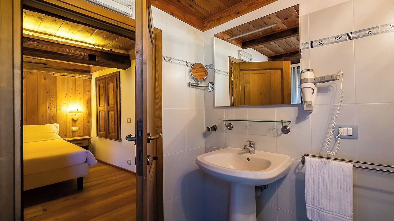 Photo of Bedroom in Riva Valdobbia