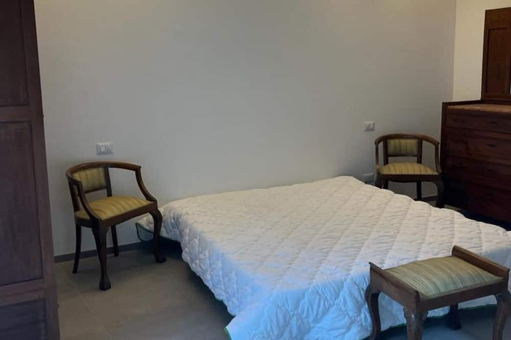 Photo of Bedroom in Invorio