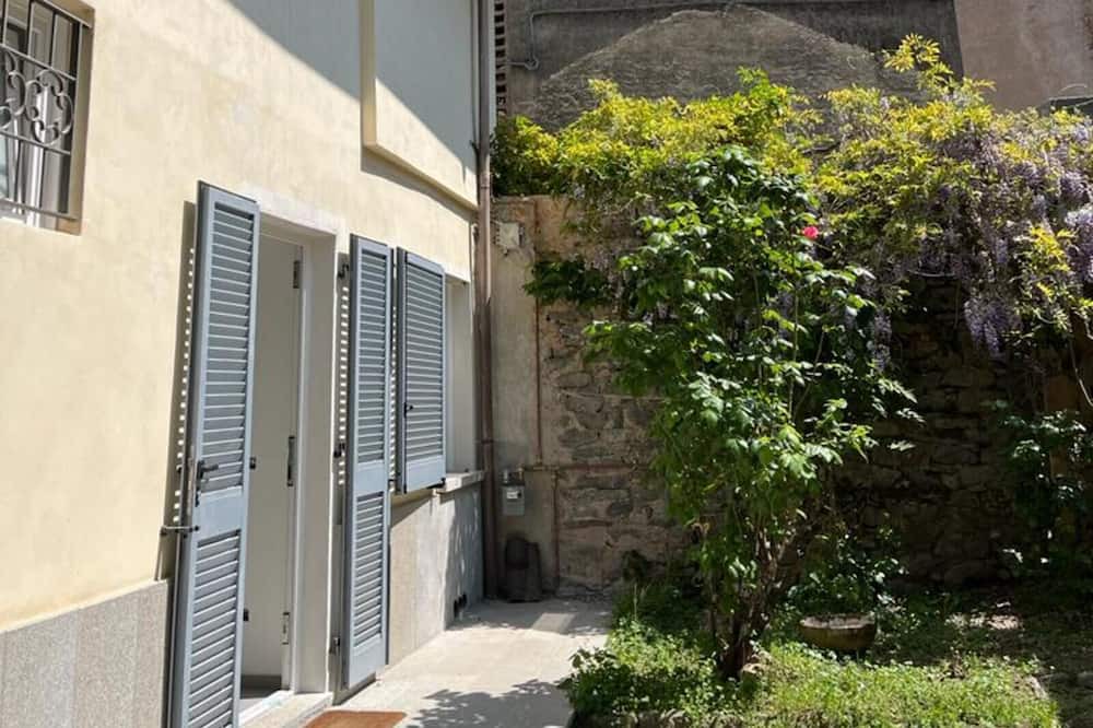 Photo of Others in Invorio
