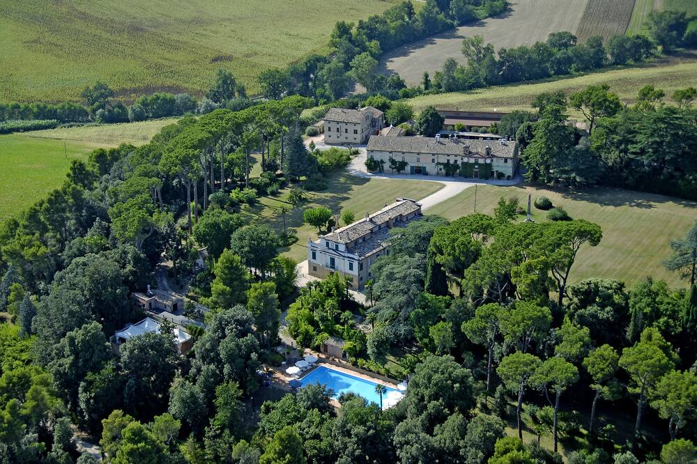 Photo of Outdoor in Treia