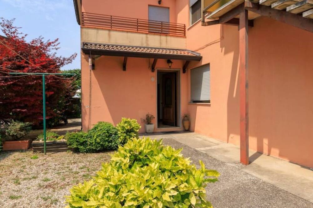 Photo of Outdoor in Tessera