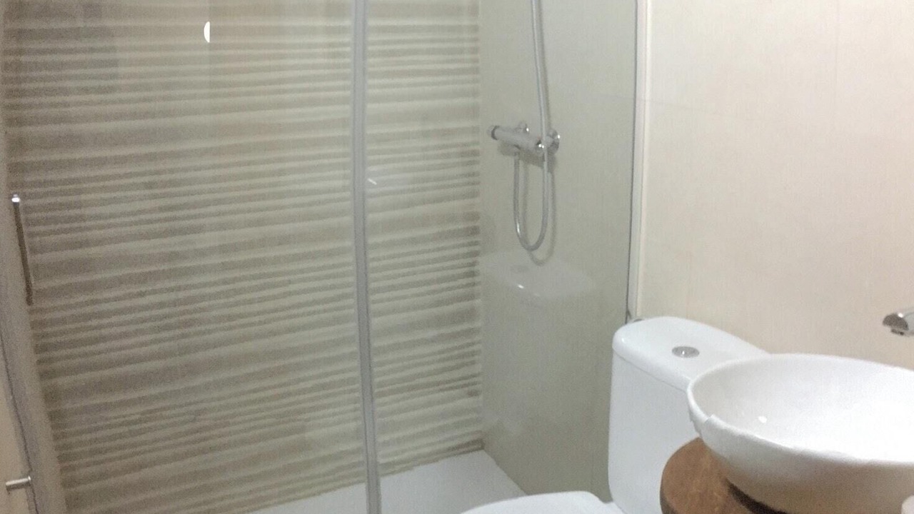 Photo of Bathroom in Onis