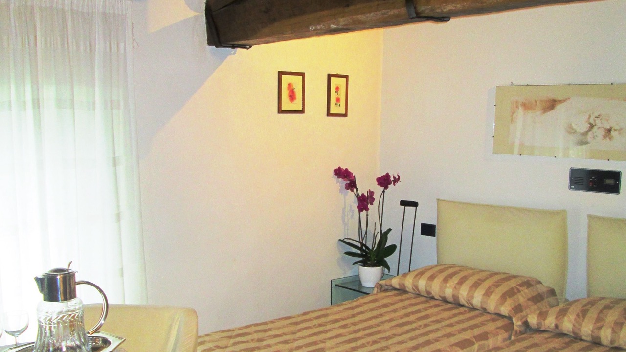 Photo of Bedroom in Loiano