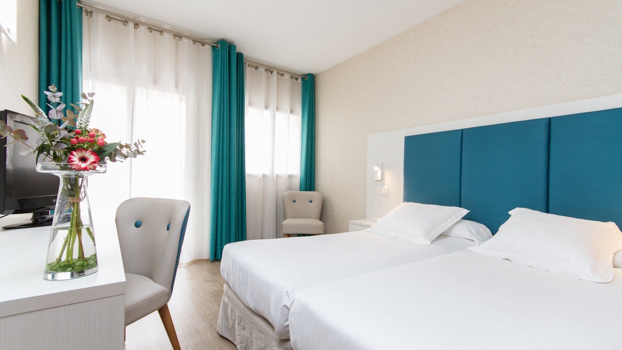 Photo of Bedroom in Playa de San Juan