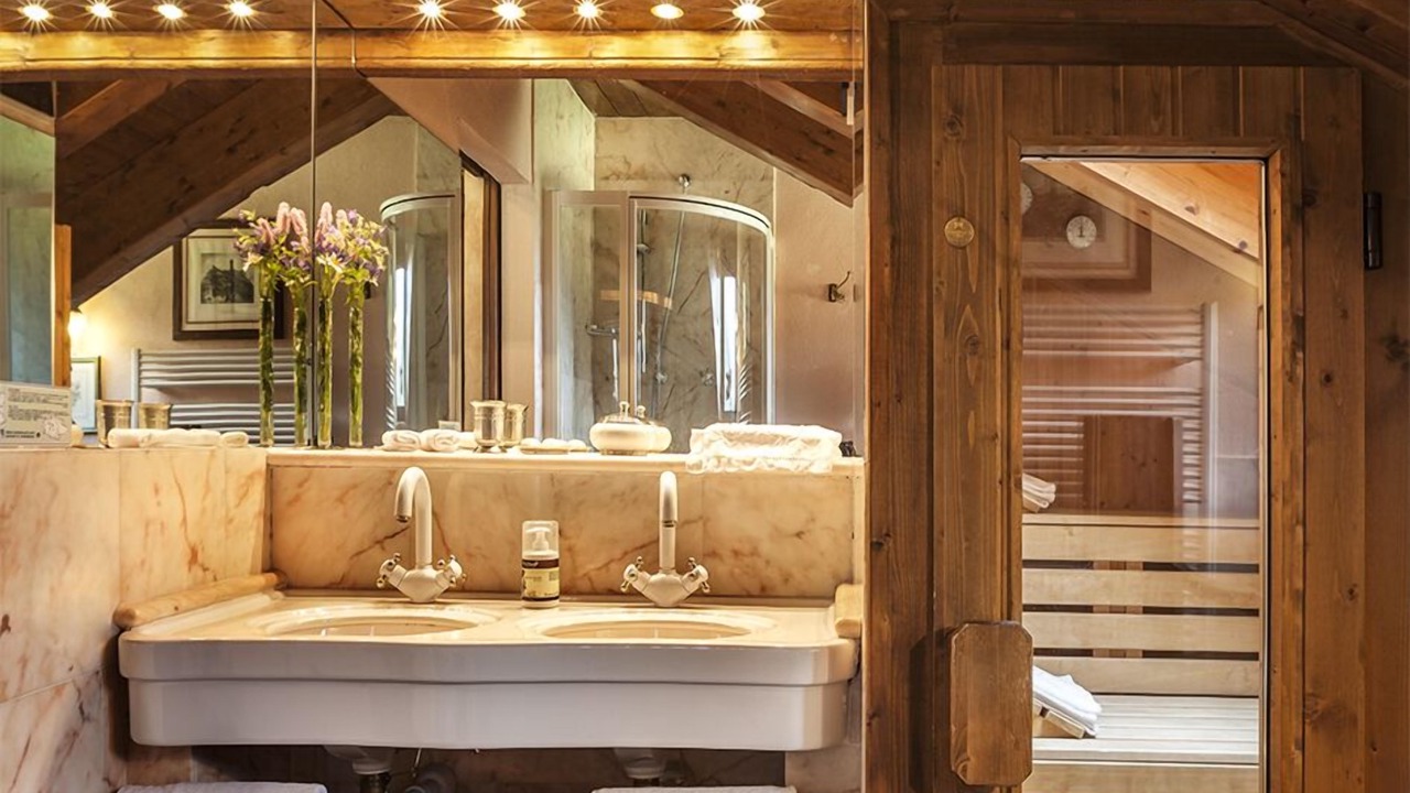 Photo of Bathroom in Cogne