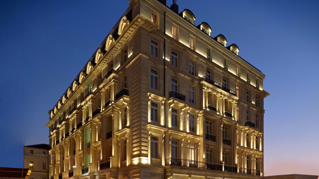 Photo of Outdoor in Pera