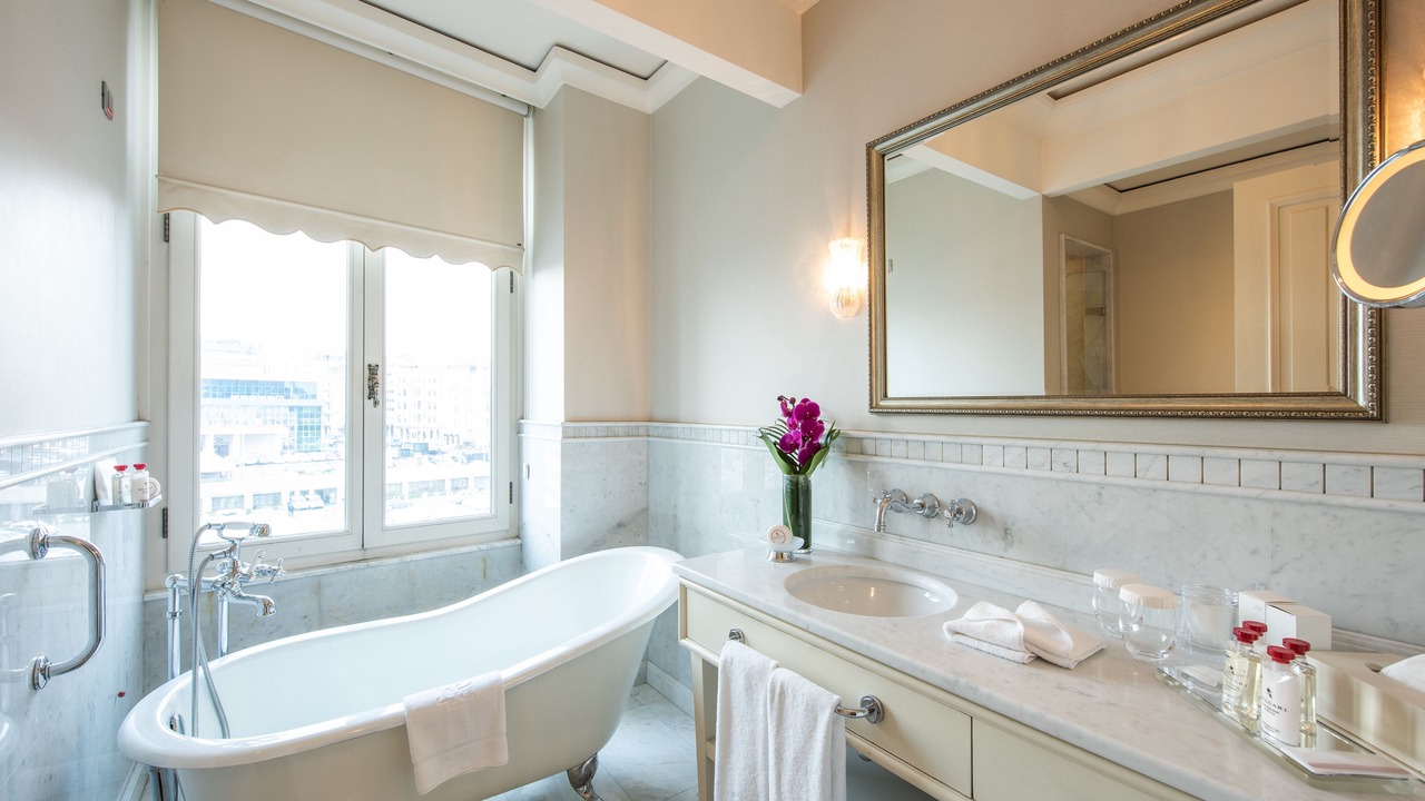 Photo of Bathroom in Pera