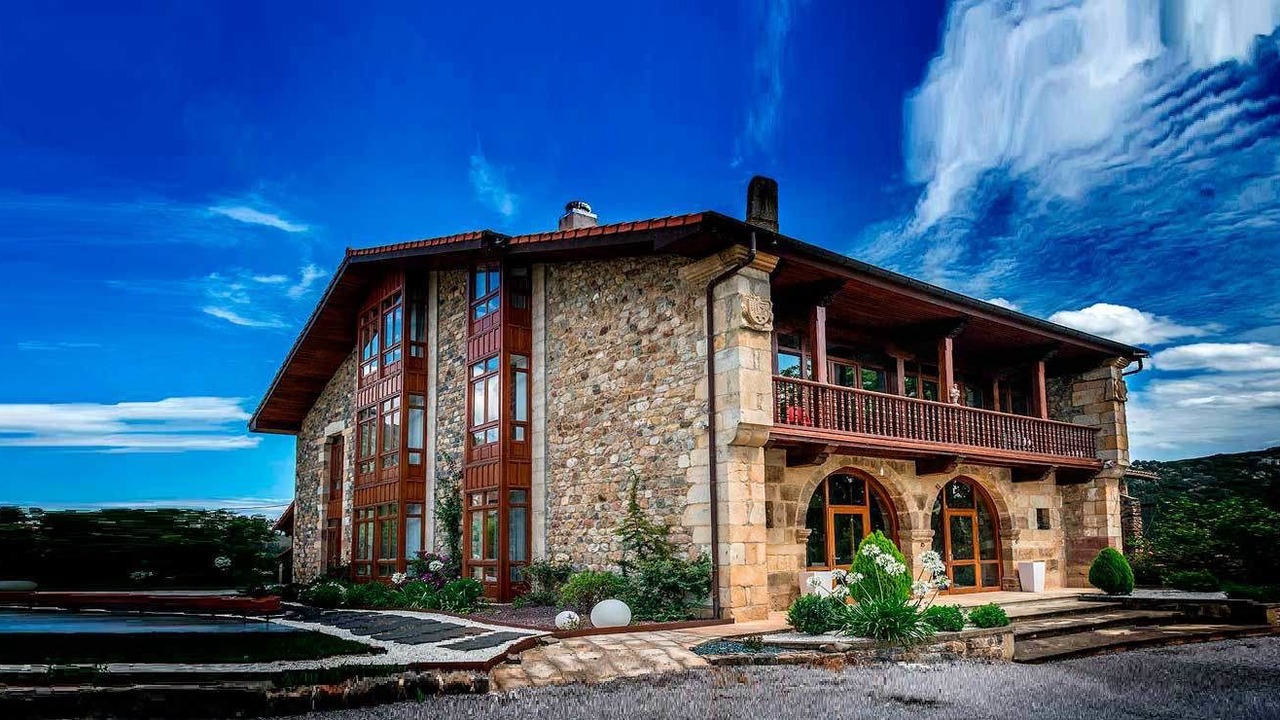 Photo of Buildings in Puente Viesgo