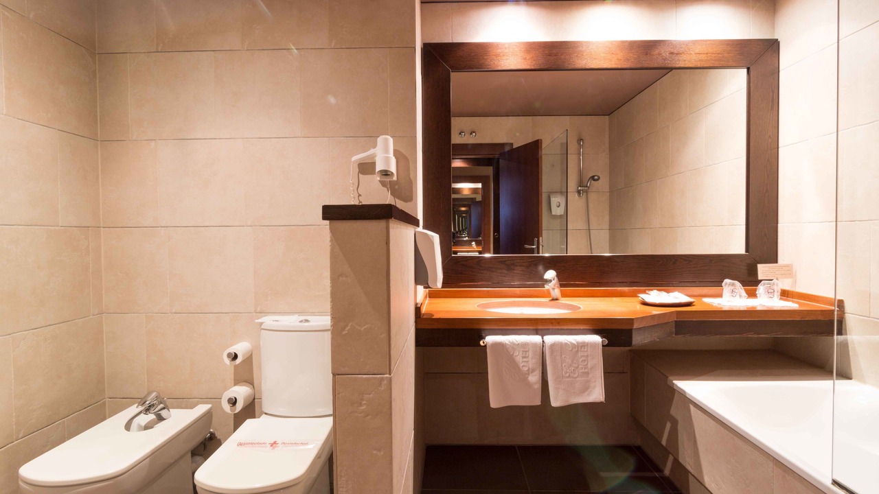 Photo of Bathroom in La Almunia de Dona Godina