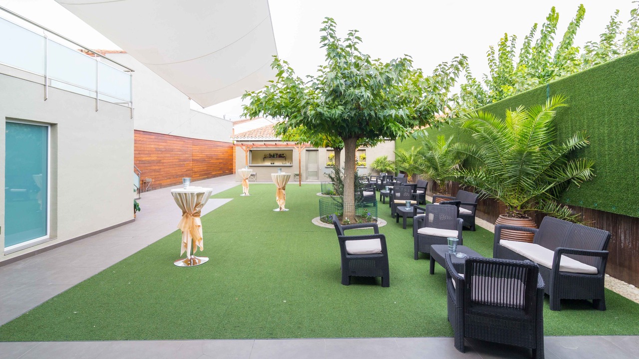 Photo of Patio Balcony in La Almunia de Dona Godina