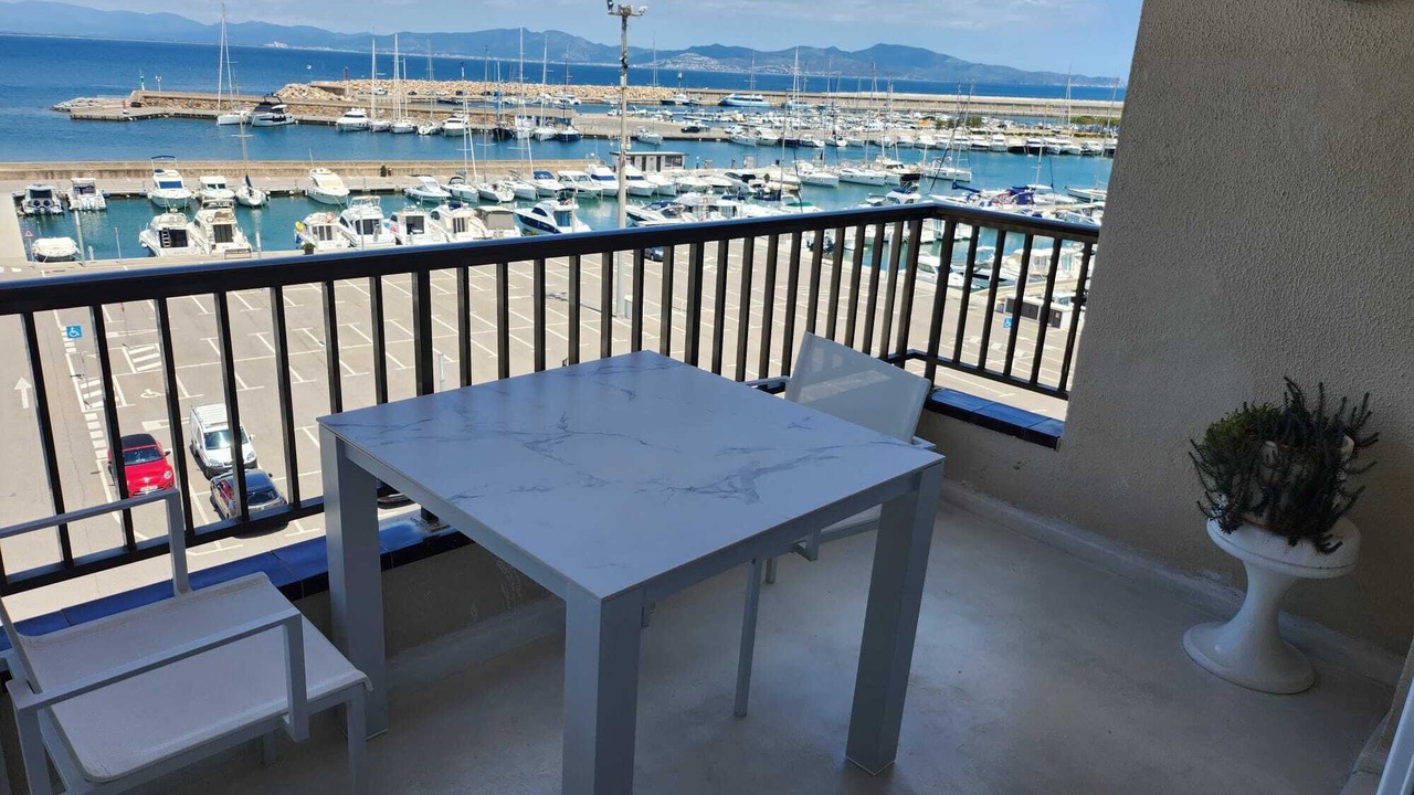 Photo of Others in L'Escala