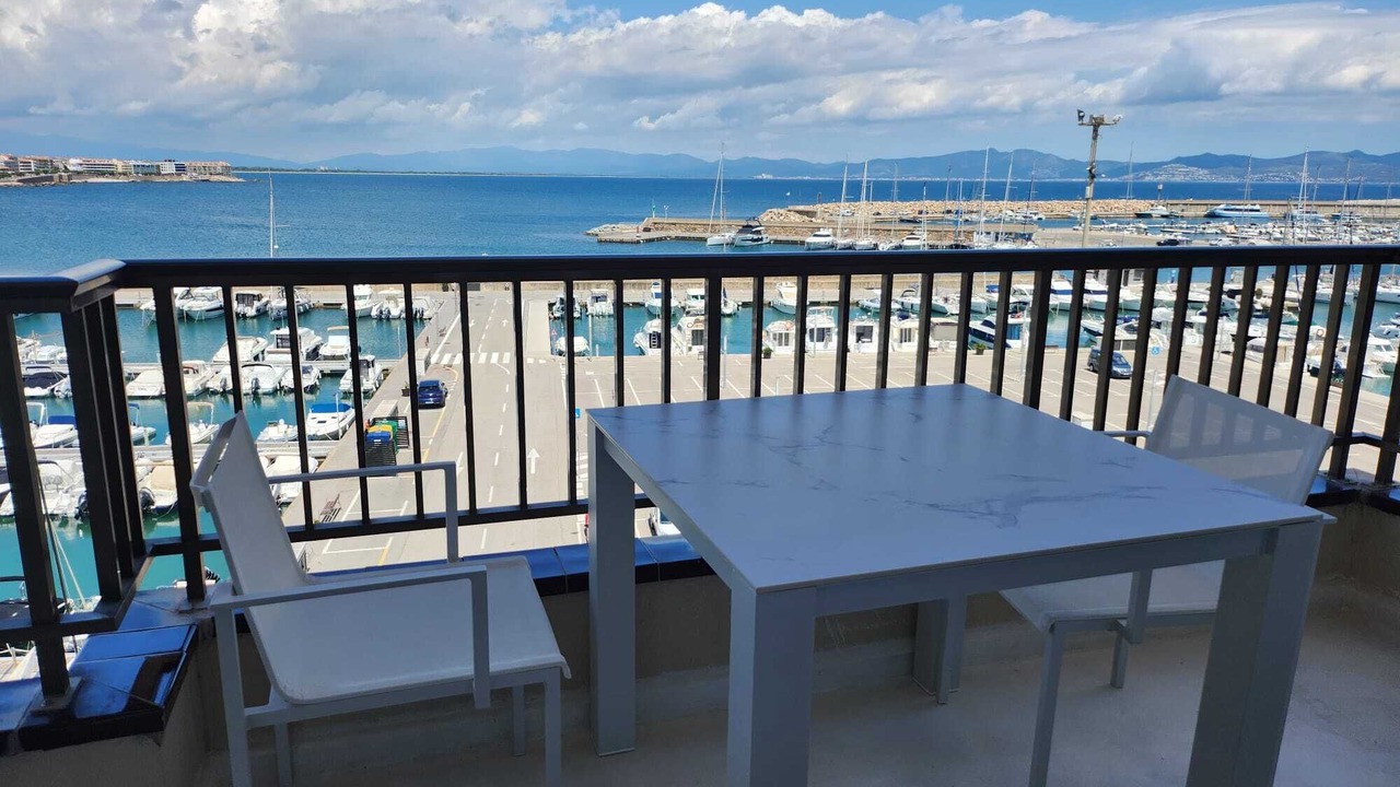 Photo of Others in L'Escala