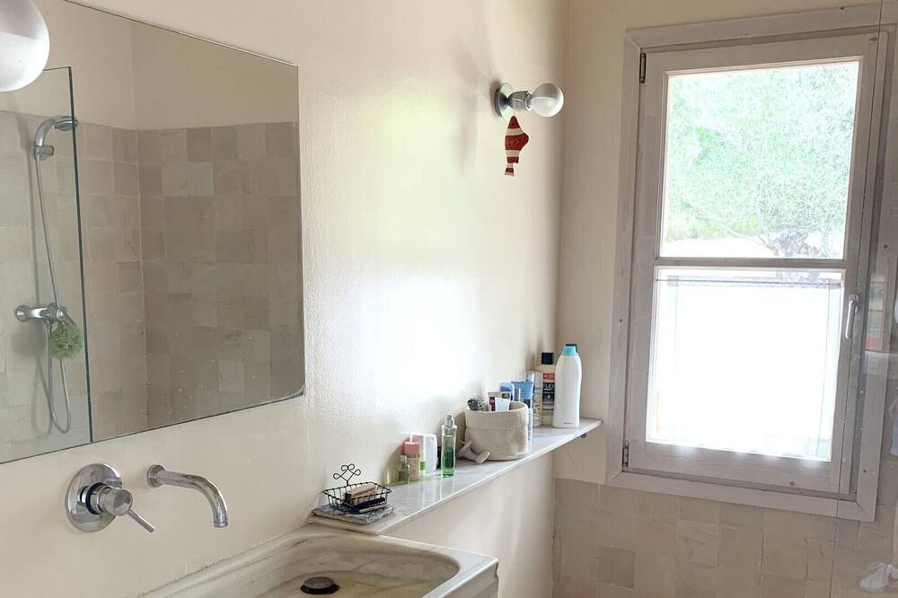 Photo of Bathroom in Camallera