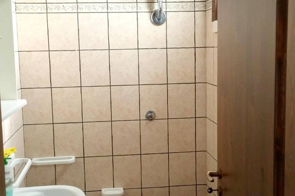 Photo of Bathroom in Roca Vecchia