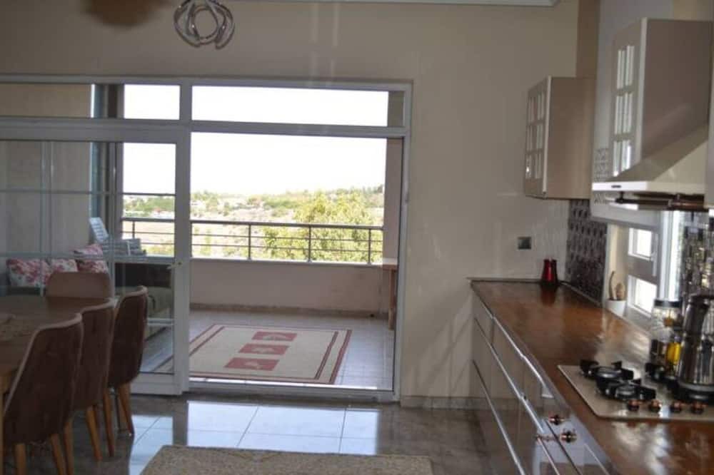 Photo of Kitchen in Hacilar