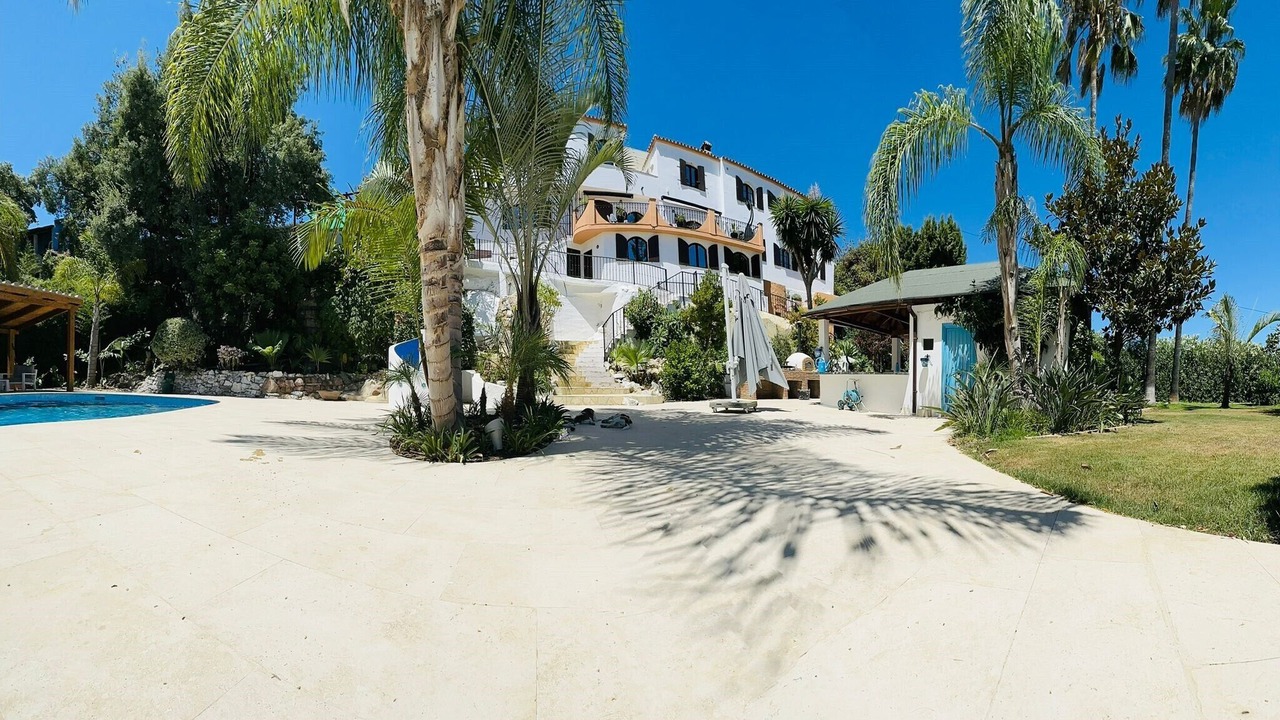 Photo of Outdoor in New Golden Mile