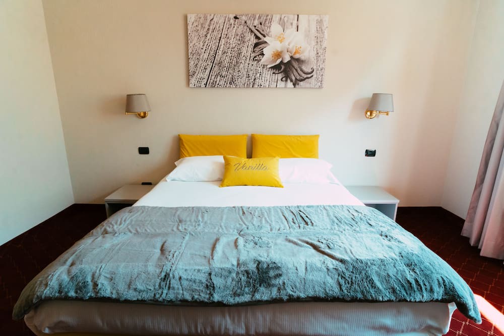 Photo of Bedroom in Verres