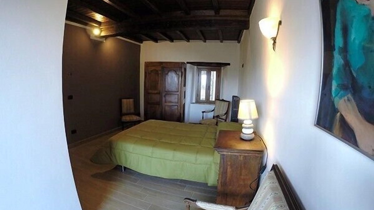 Photo of Bedroom in Fumone