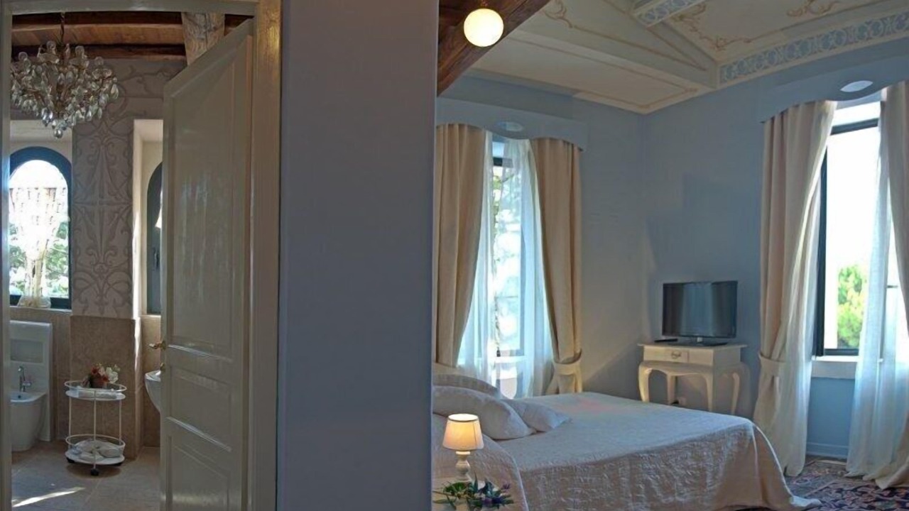 Photo of Bedroom in Foce