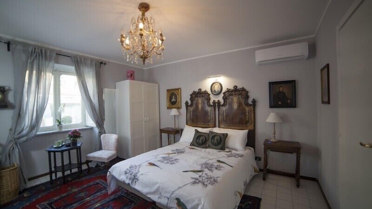 Photo of Bedroom in Historic Centre