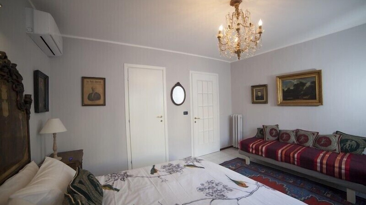 Photo of Bedroom in Historic Centre