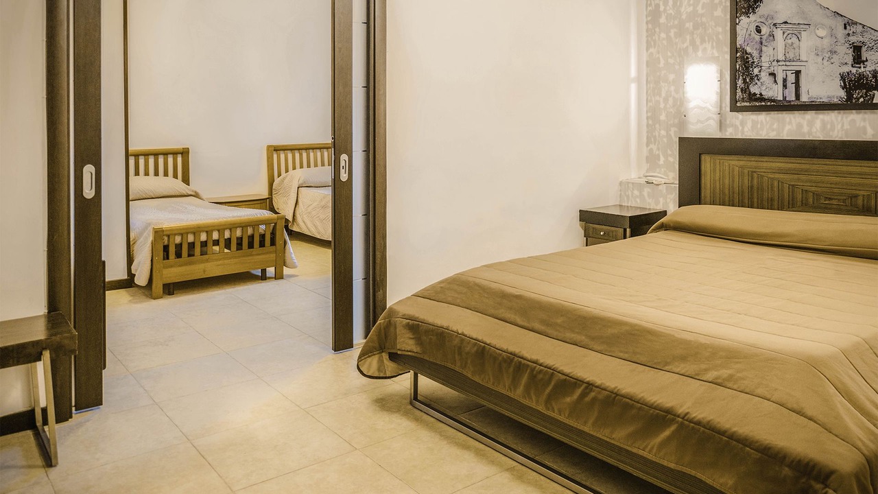 Photo of Bedroom in Eboli