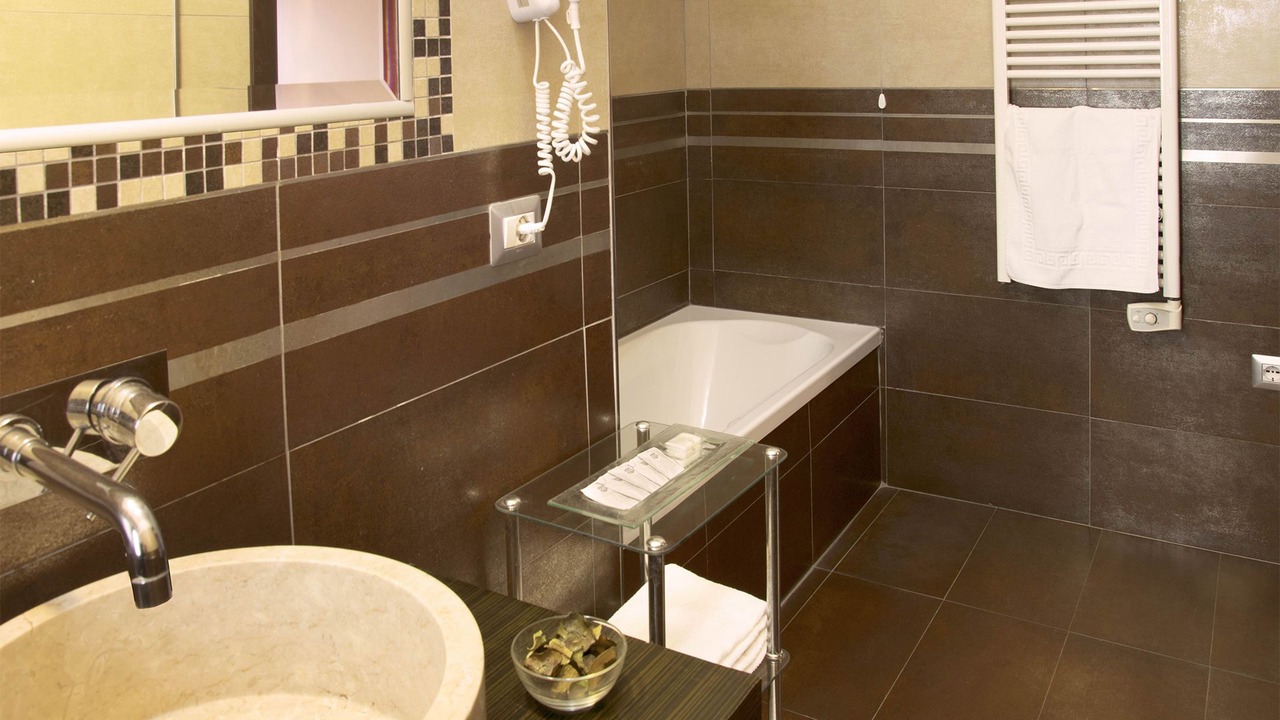 Photo of Bathroom in Eboli