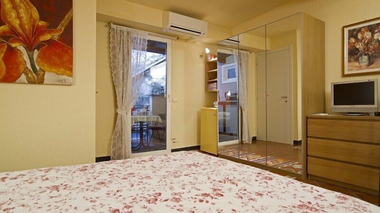 Photo of Bedroom in Orta San Giulio
