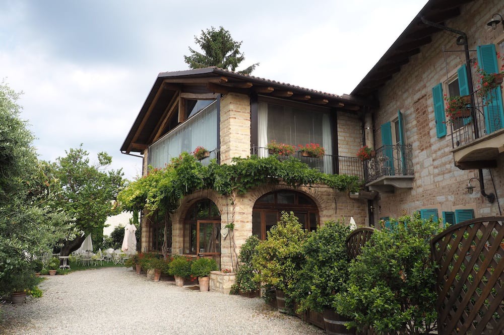 Photo of Outdoor in Ombra-Ronchiesa
